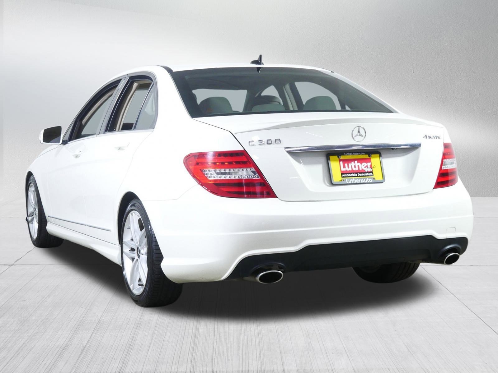 2012 Mercedes Benz C 300 Luxury photo 5