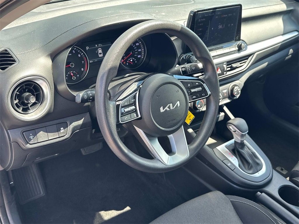2024 Kia Forte LX photo 2