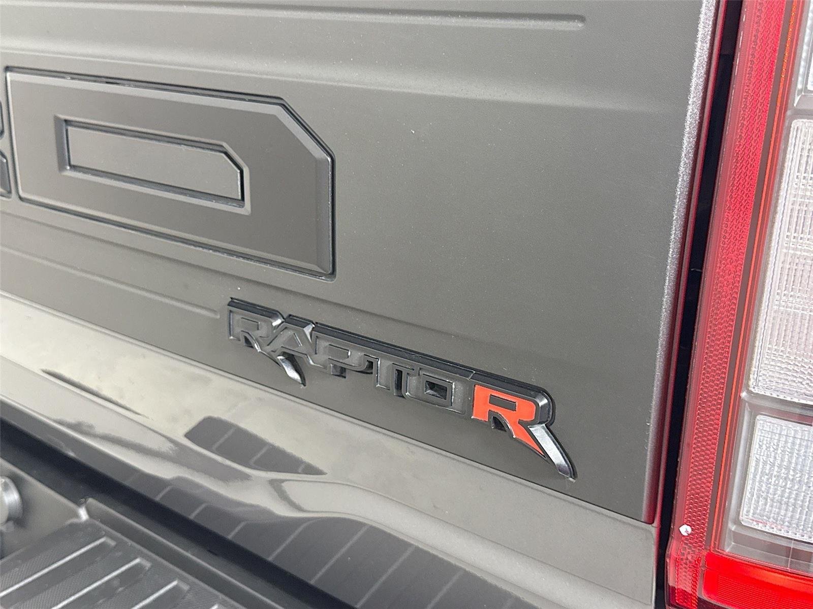 2023 Ford F-150 Raptor photo 37