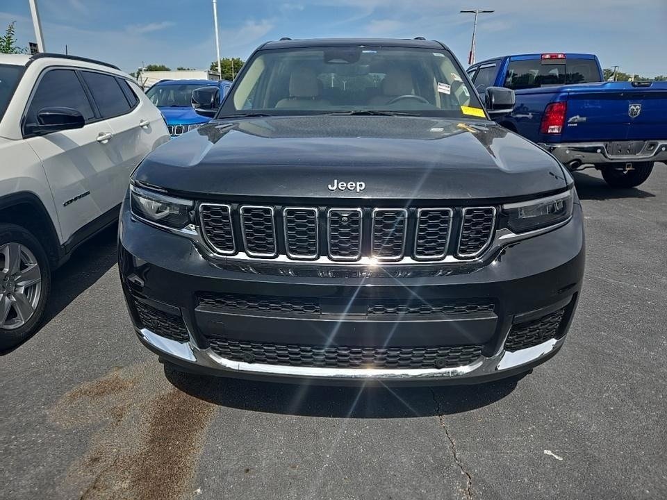 2021 Jeep Grand Cherokee Limited photo 3