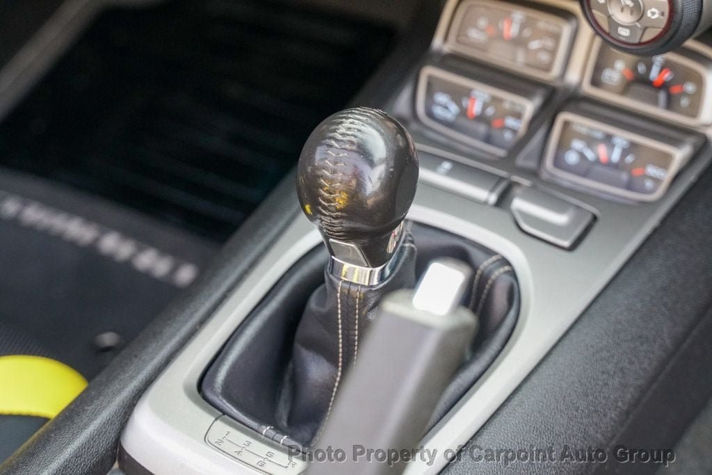 2011 Chevrolet Camaro 2SS photo 22