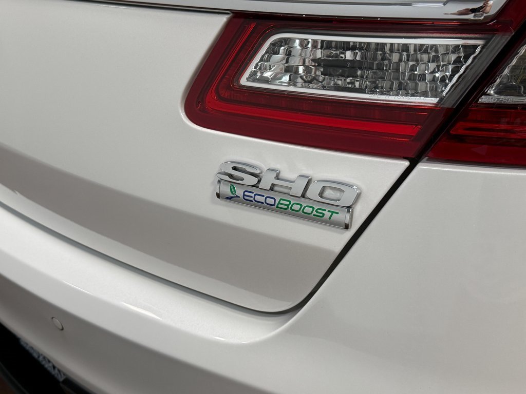 2019 Ford Taurus SHO photo 44