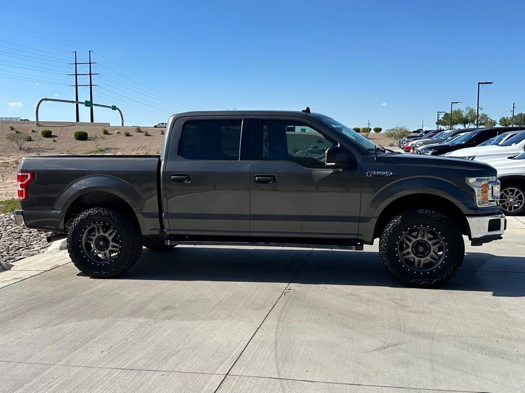 2019 Ford F-150 XLT photo 2
