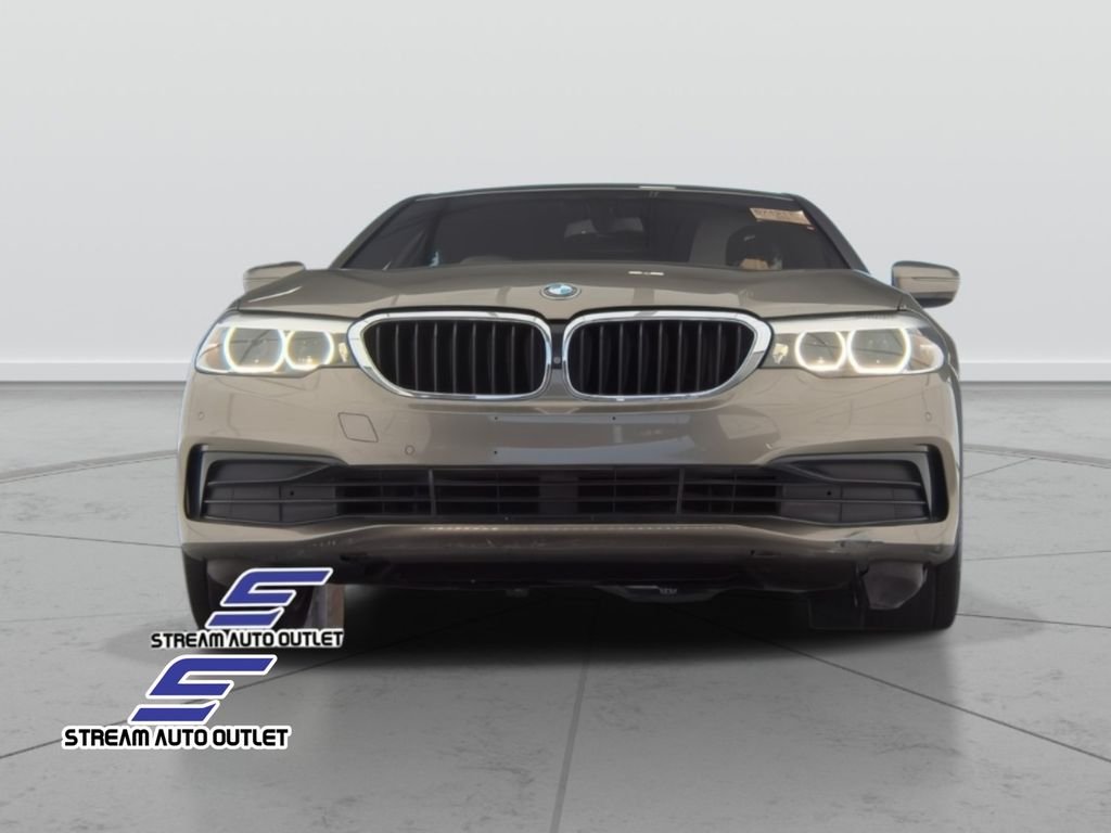 2019 Bmw 530i Sedan photo 3