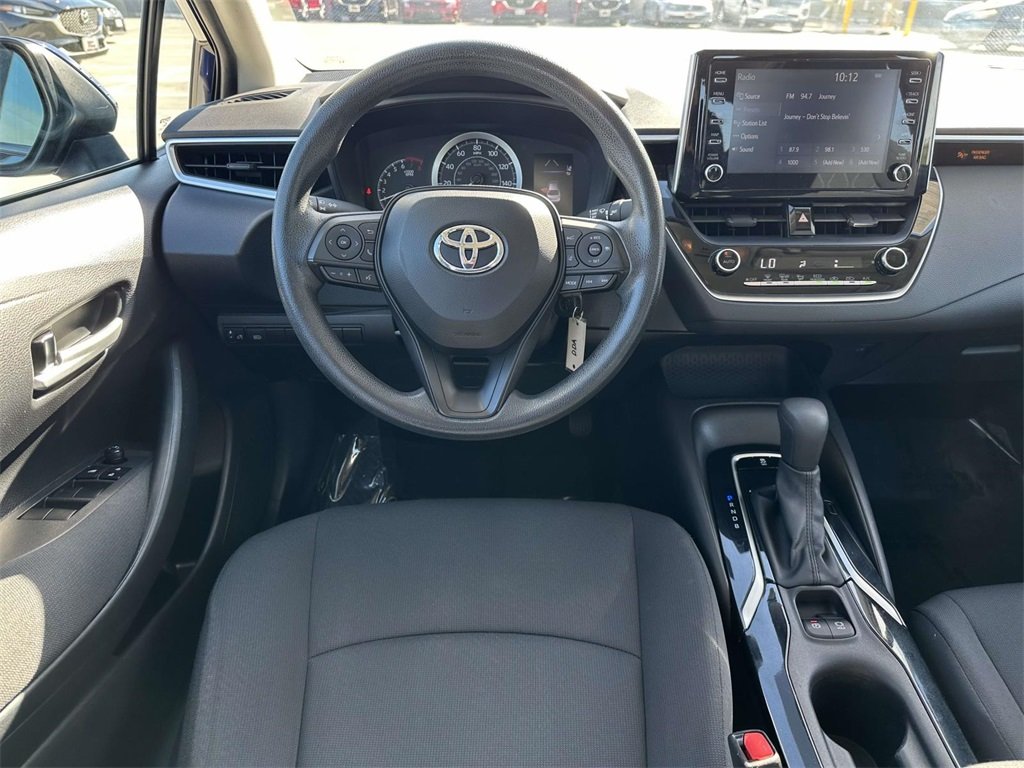 2020 Toyota Corolla LE photo 23