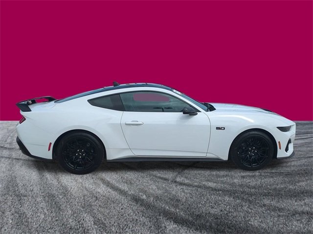 2024 Ford Mustang GT Premium photo 3
