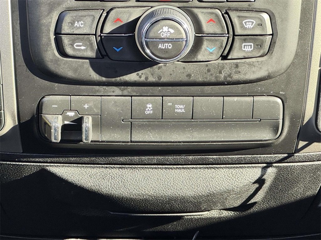 2015 Ram 1500 Big Horn photo 18
