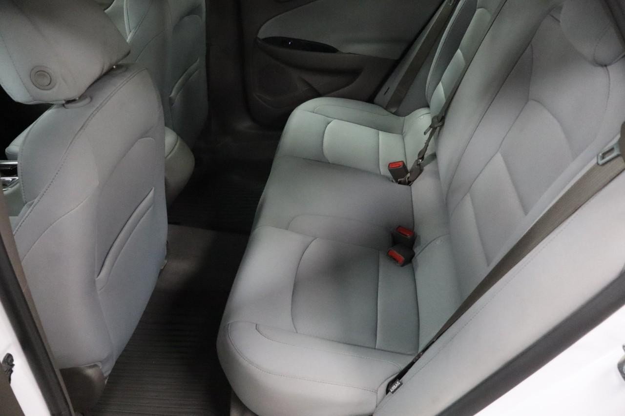 2020 Chevrolet Malibu LS photo 16