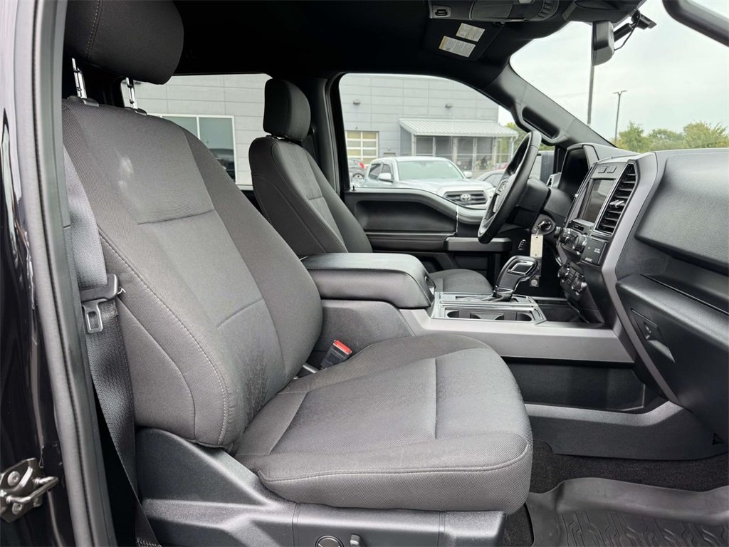 2019 Ford F-150 XLT photo 14