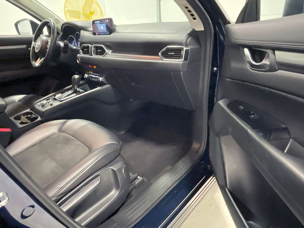 2020 Mazda CX-5 Touring photo 19