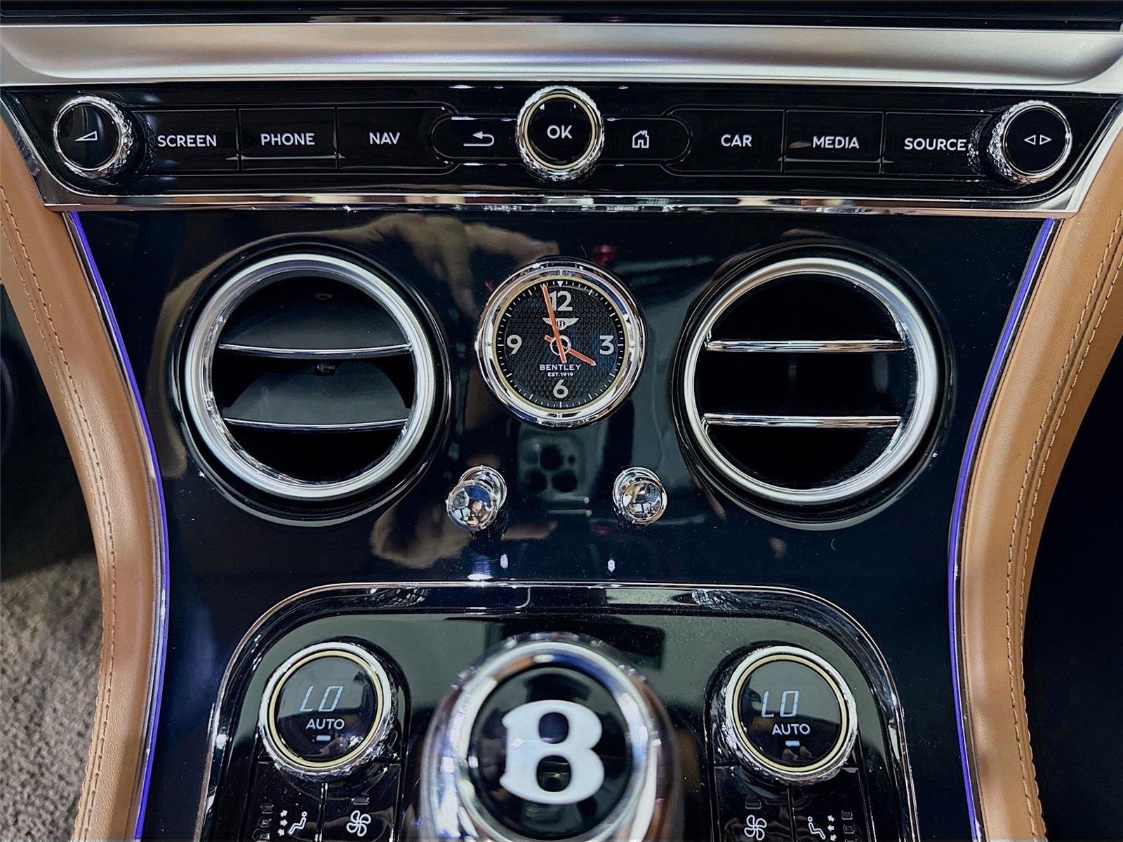 2022 Bentley Continental GT V8 photo 17