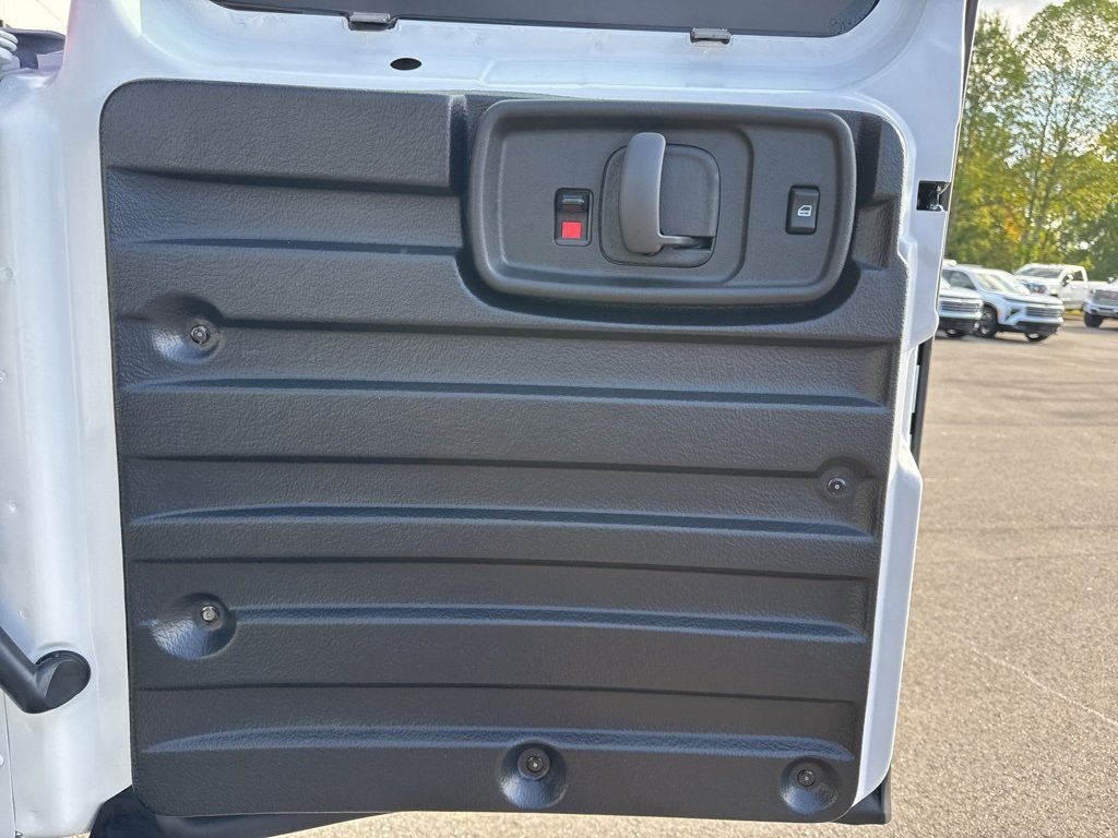 2025 Chevrolet Express 3500 Work Van photo 23