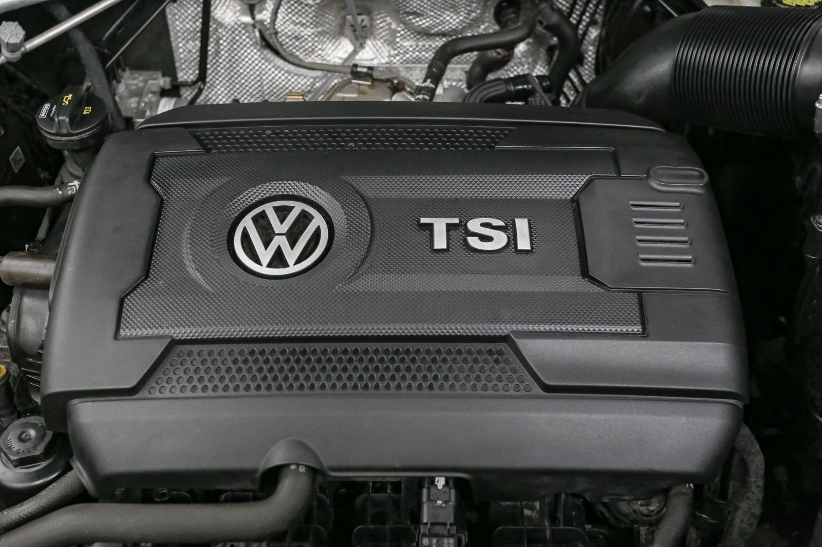 2020 Volkswagen Atlas Cross Sport SEL photo 10