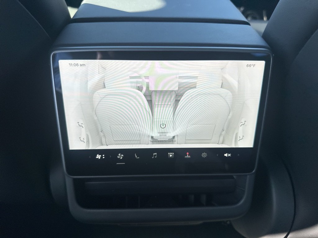 2025 Tesla Model 3 Long Range photo 12