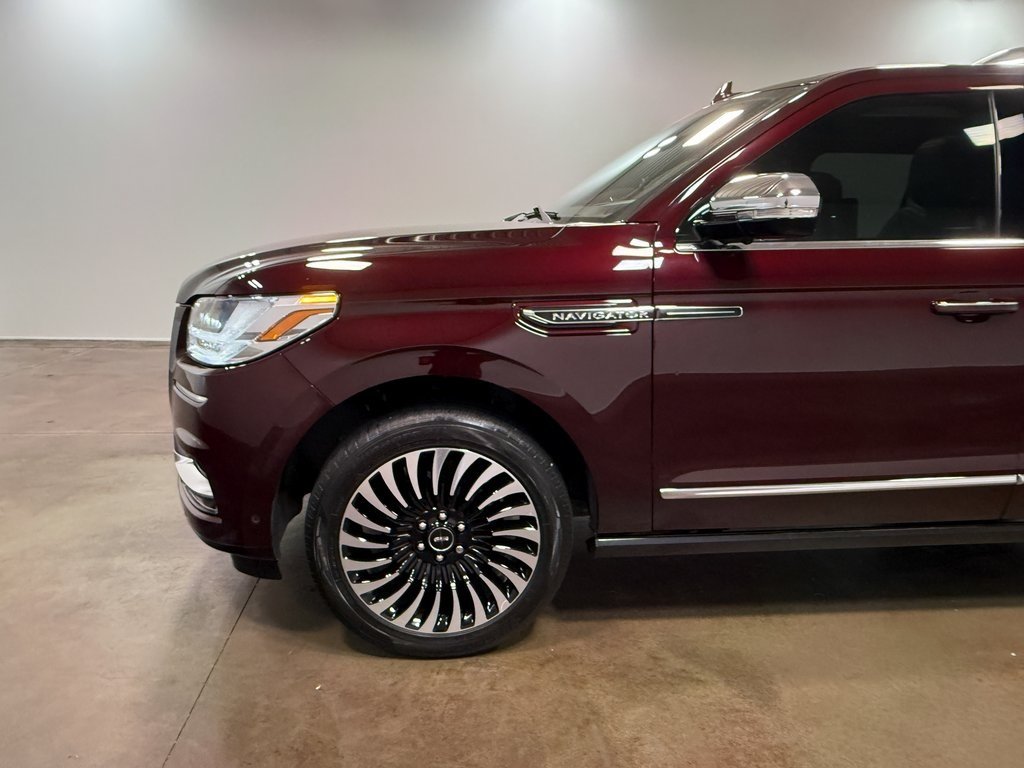 2021 Lincoln Navigator Black Label photo 35