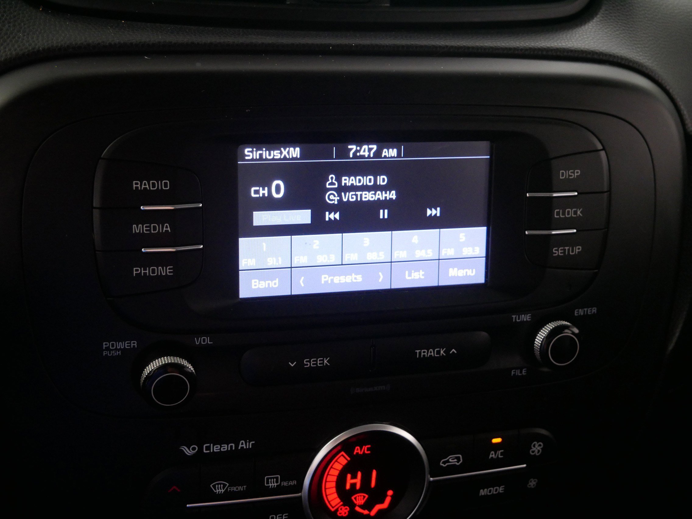 2017 Kia Soul Plus photo 21