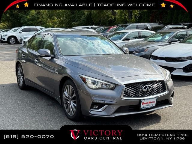 2022 Infiniti Q50 LUXE photo 3