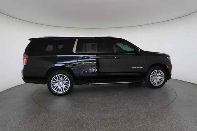 2023 Chevrolet Suburban LS photo 21