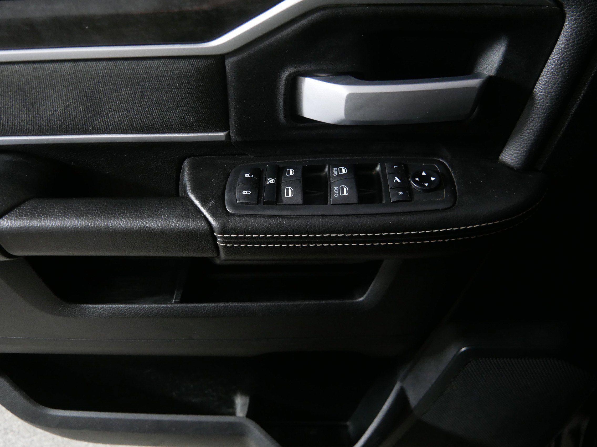 2021 Ram 2500 Big Horn photo 18