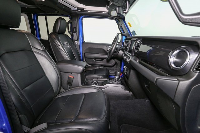 2023 Jeep Wrangler Altitude photo 13