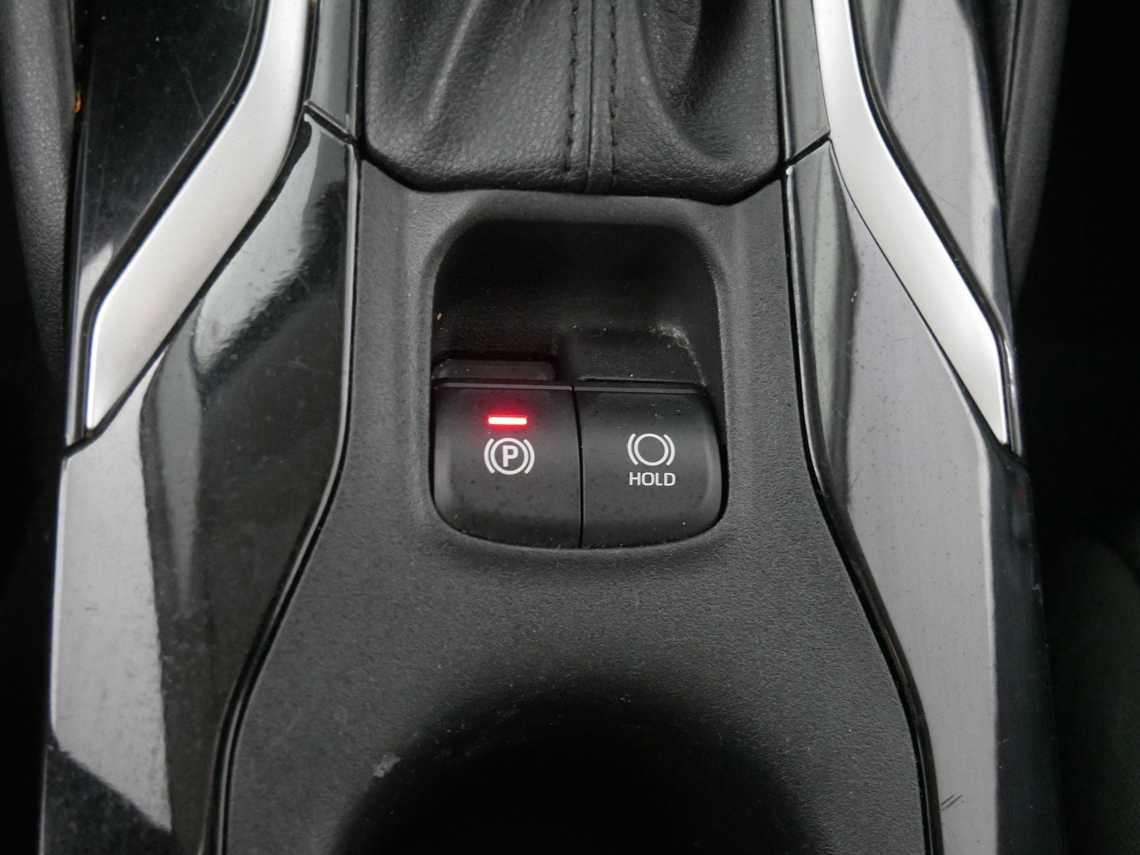 2022 Toyota Corolla LE photo 26
