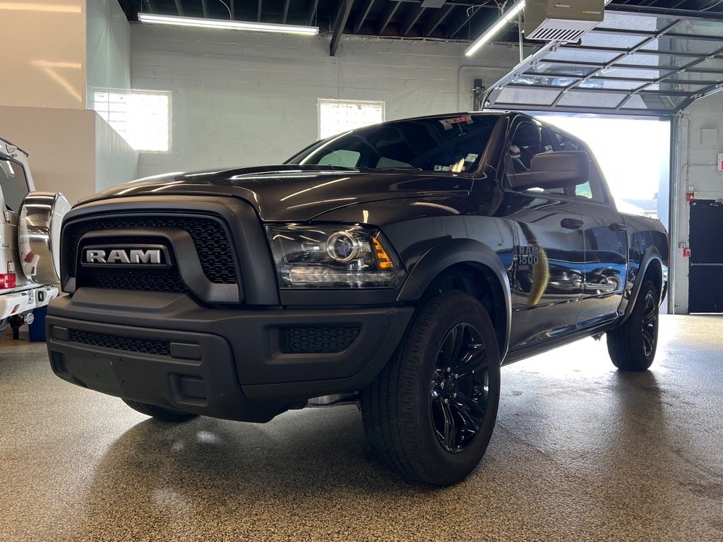 2024 Ram 1500 Classic Warlock photo 3