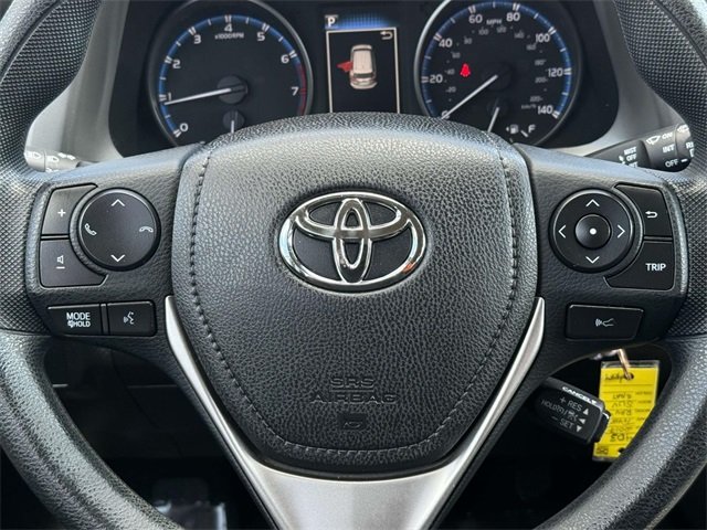 2017 Toyota RAV4 LE photo 17