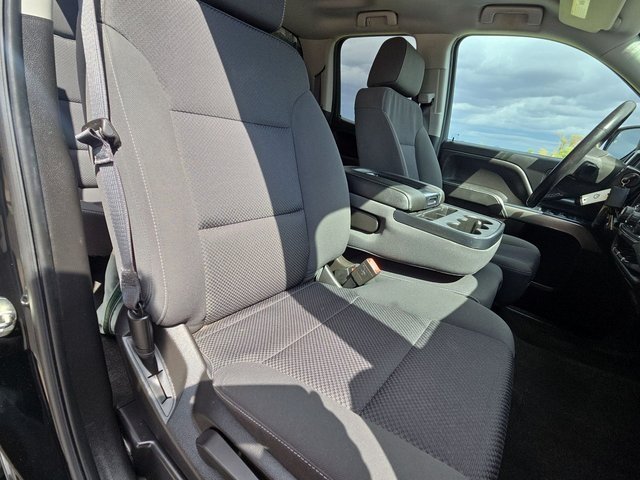 2018 Chevrolet Silverado 1500 LT photo 22