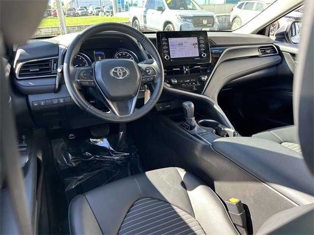 2023 Toyota Camry SE photo 2