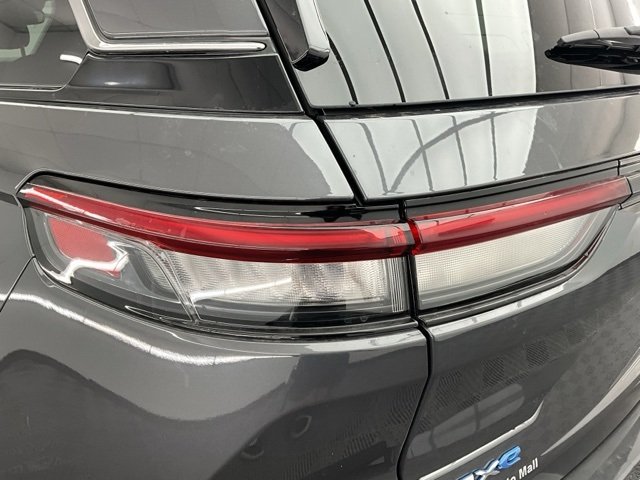 2022 Jeep Cherokee Limited 4xe photo 24