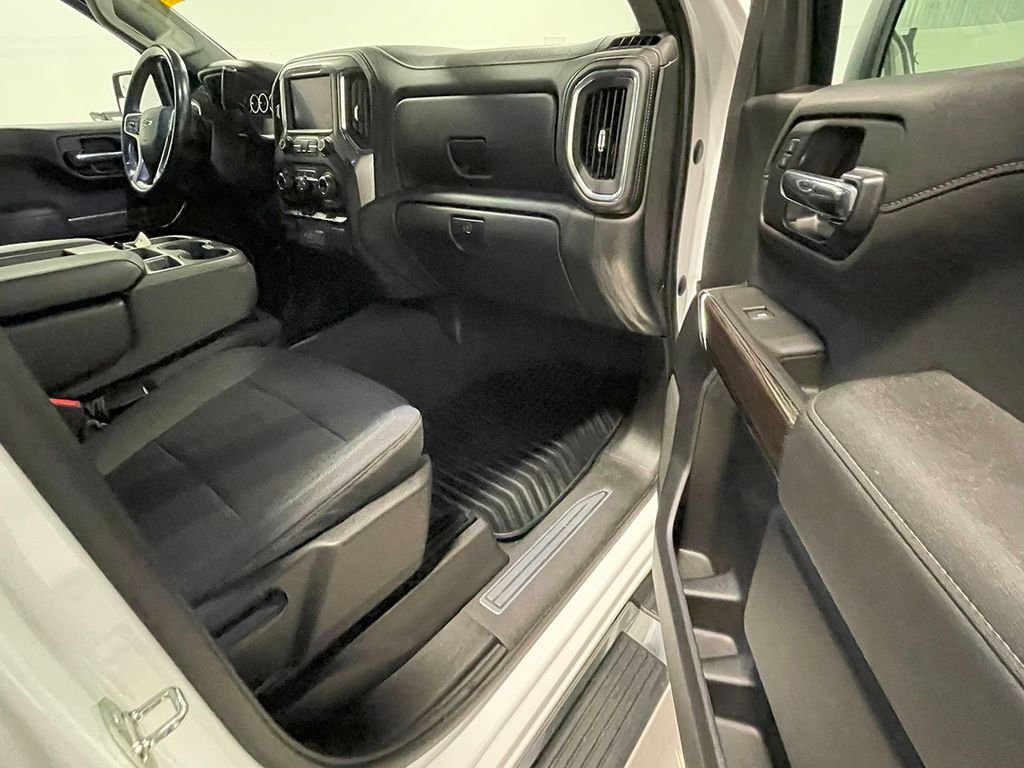 2020 Chevrolet Silverado 1500 RST photo 19