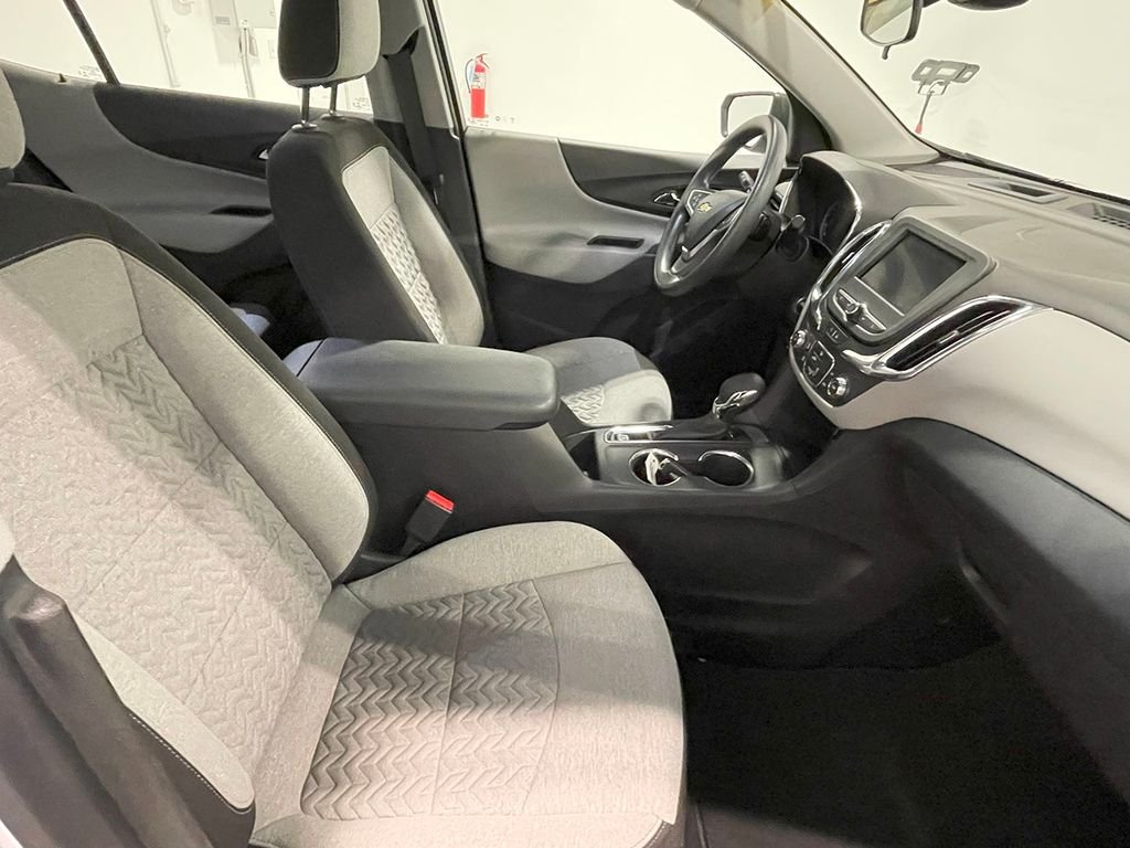 2023 Chevrolet Equinox LS photo 17
