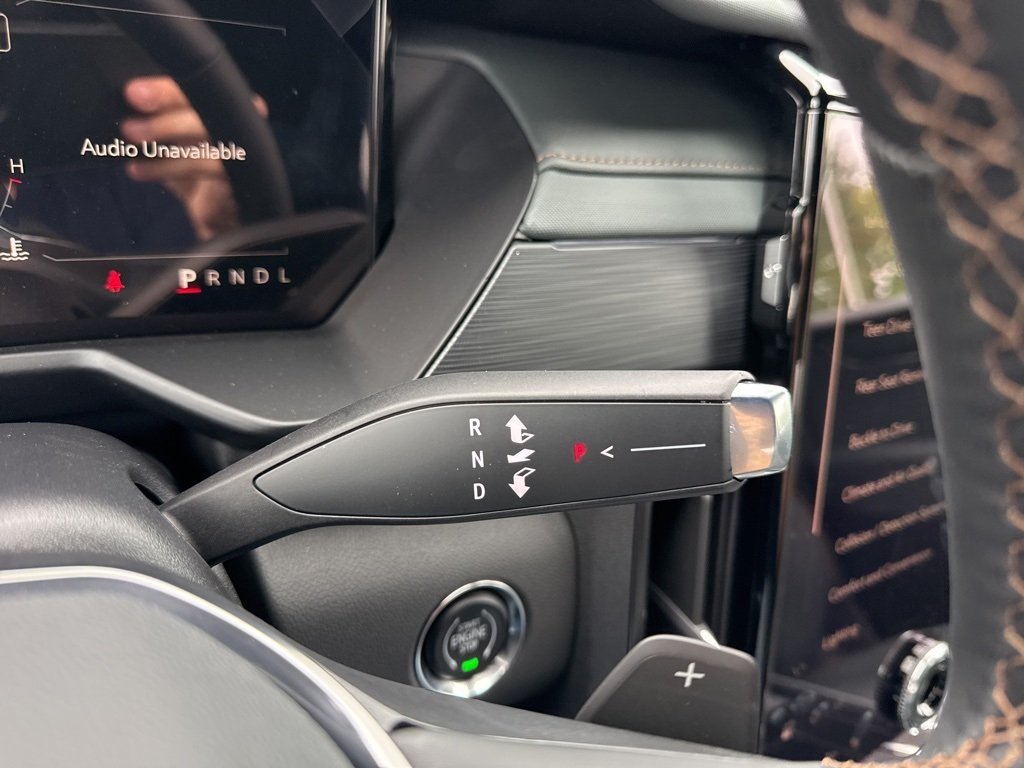 2025 Gmc Acadia AT4 photo 14