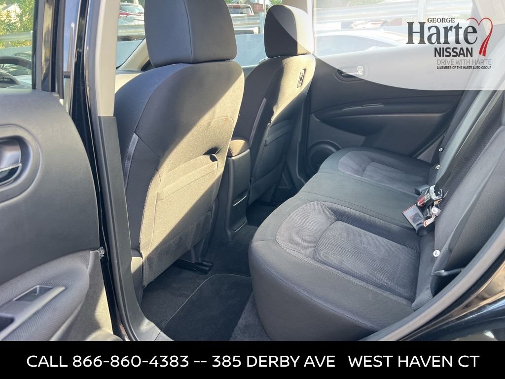 2013 Nissan Rogue S photo 17