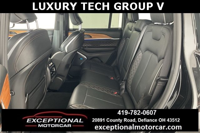 2023 Jeep Grand Cherokee Summit Reserve photo 36