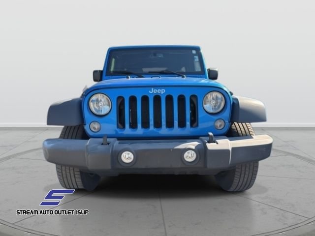 2015 Jeep Wrangler Unlimited Sport photo 2