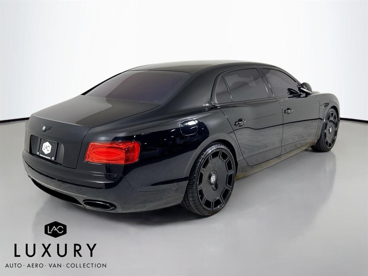 2018 Bentley Flying Spur W12 photo 3