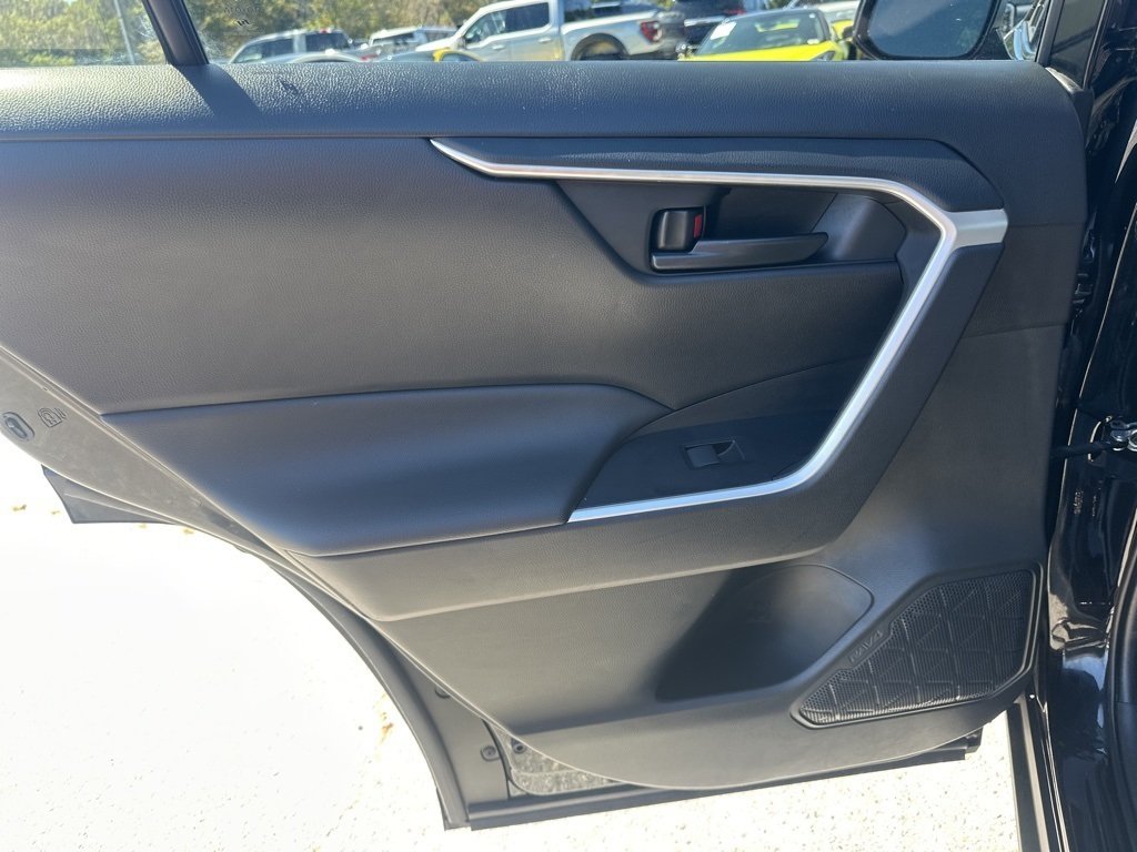 2024 Toyota RAV4 LE photo 20