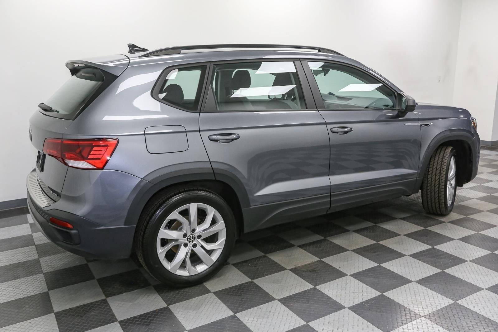 2023 Volkswagen Taos S photo 7