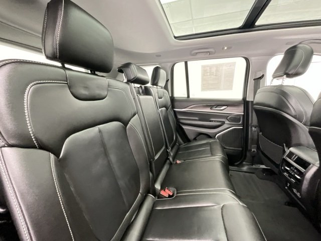 2022 Jeep Cherokee Limited 4xe photo 14