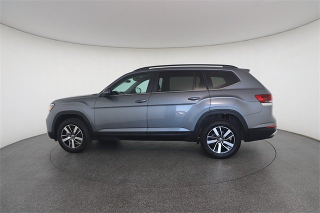 2023 Volkswagen Atlas SE photo 3