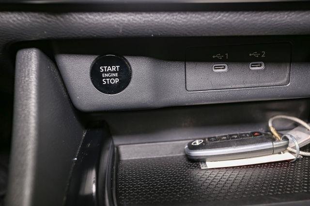 2025 Nissan Rogue SV photo 28