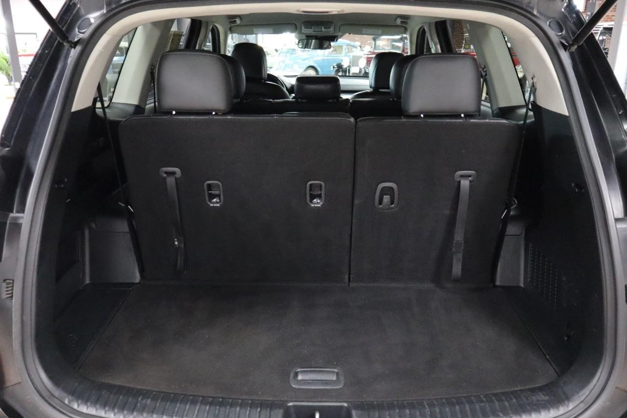 2022 Kia Telluride LX photo 16
