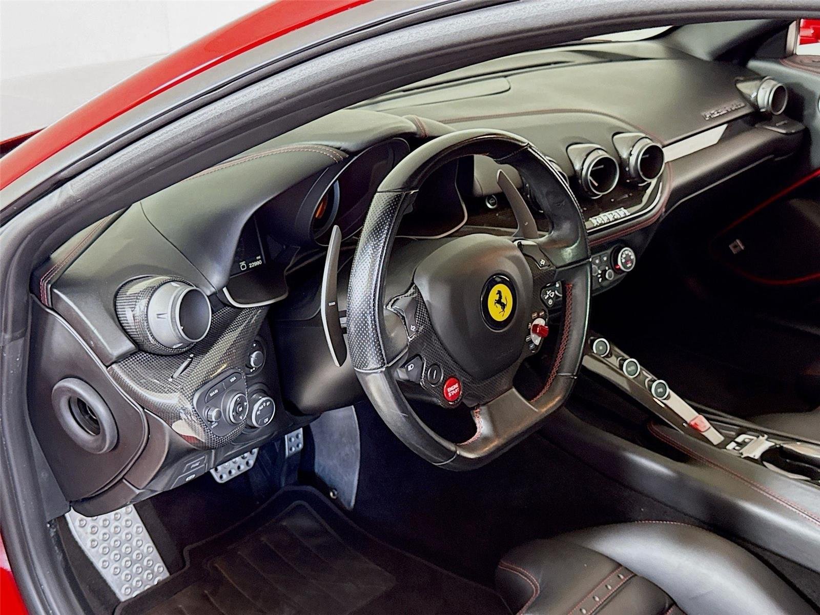 2014 Ferrari F12 Berlinetta Berlinetta photo 12