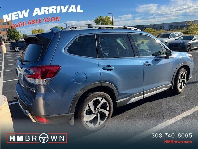 2023 Subaru Forester Touring photo 2