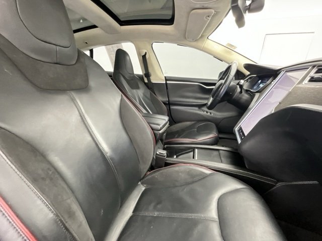 2014 Tesla Model S photo 13