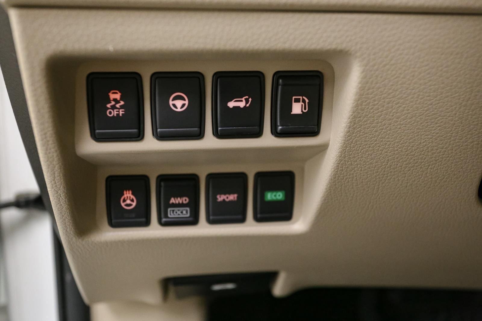 2019 Nissan Rogue SV photo 37