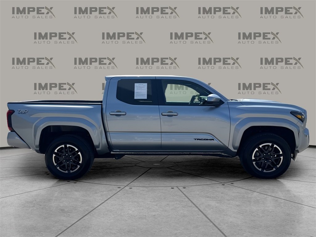 2025 Toyota Tacoma TRD Sport photo 6