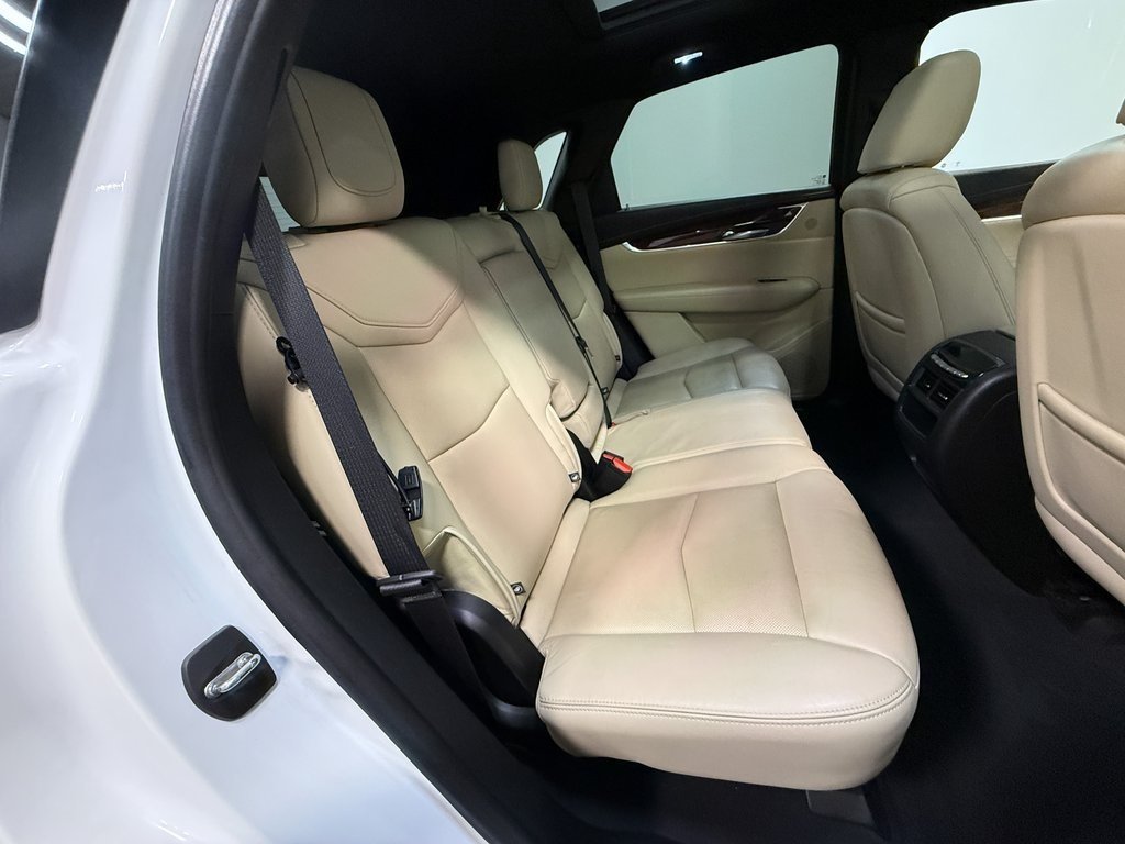 2019 Cadillac XT5 Premium Luxury photo 12