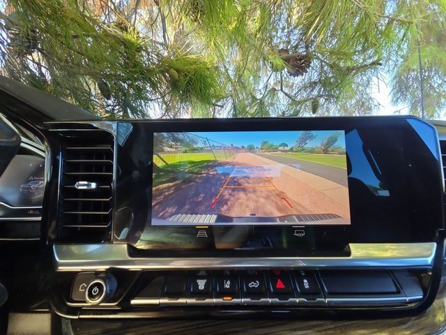 2024 Chevrolet Silverado 2500HD LT photo 17